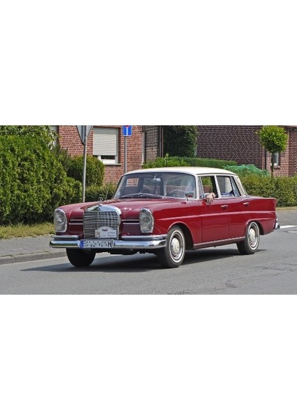 1965 Mercedes Benz 220 S Heckflosse W111