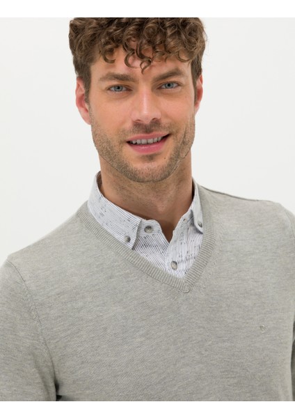 Erkek Açık Gri Melanj Slim Fit V Yaka Basic Triko Kazak 50276156-VR091 fiyatları