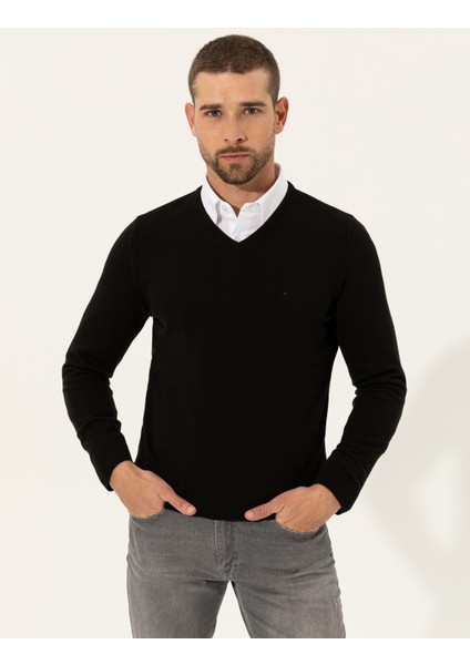 Erkek Siyah Slim Fit V Yaka Basic Triko Kazak 50257206-VR046