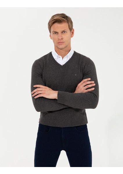 Erkek Gri Melanj Slim Fit V Yaka Basic Triko Kazak 50257206-VR086 fiyatları