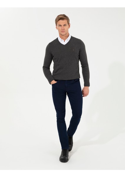 Erkek Gri Melanj Slim Fit V Yaka Basic Triko Kazak 50257206-VR086 fırsatları