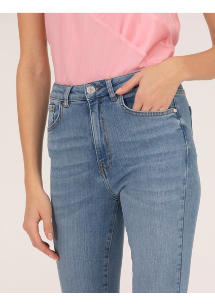 Kadın Açık Mavi Skinny Fit Jean Pantolon 50262748-VR003 indirimleri