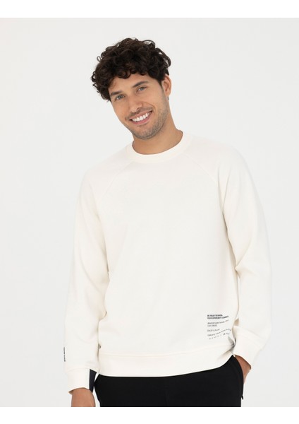 Erkek Ekru Regular Fit Sweatshirt 50272509-VR019