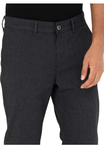 Erkek Siyah Slim Fit Kanvas Pantolon 50278440-VR046