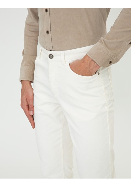 Erkek Ekru Slim Fit Kadife Kanvas Pantolon 50239895-VR019