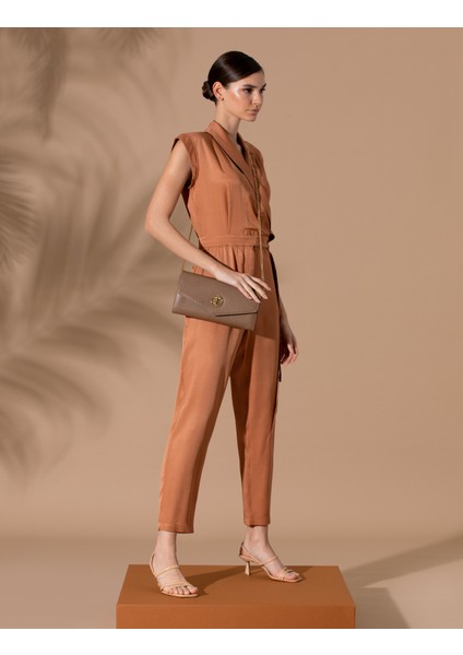 Kadın Kahverengi Comfort Fit Dokuma Tulum 50262644-VR233