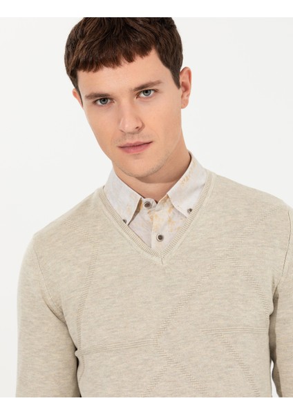 Erkek Kum Melanj Slim Fit V Yaka Triko Kazak 50265423-VR123 fırsatları