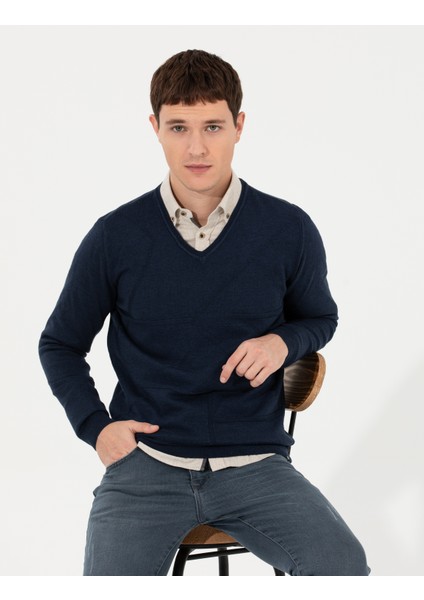 Erkek Lacivert Slim Fit V Yaka Triko Kazak 50265423-VR033