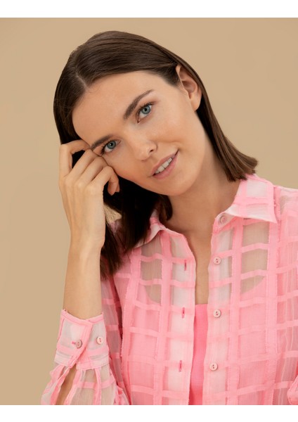 Kadın Pembe Transparan Comfort Fit Uzun Kollu Gömlek 50262542-VR167 fiyatları