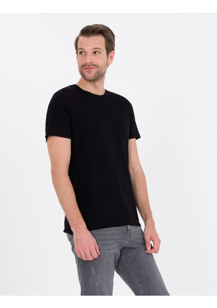 Erkek Siyah Slim Fit Basic Tişört 50267073-VR046 modelleri