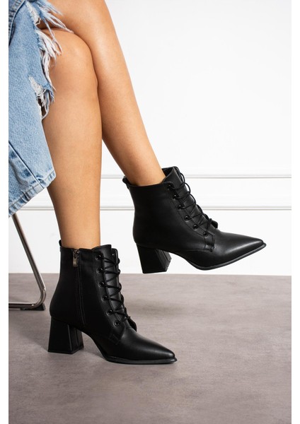 Malirsa Kadın Bot Bağcıklı Kalın Topuklu Siyah Deri fiyatları
