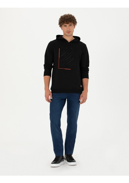 Erkek Siyah Regular Fit Kapüşonlu Sweatshirt 50272825-VR046