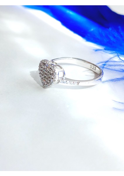 925 Ayar Gümüş Zirkon Taşlı Kalp Tasarım Trend Kadın Yüzük fırsatları