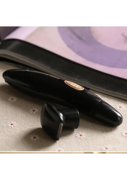 Orijinal 2'si 1 Arada Ithal Elektrikli Burun Kulak Saç Anahat Düzeltici Standlı Profesyonel Çok Fonksiyonlu Burun ve Kulak Saç Kesme Makinesi (Yurt Dışından) modelleri