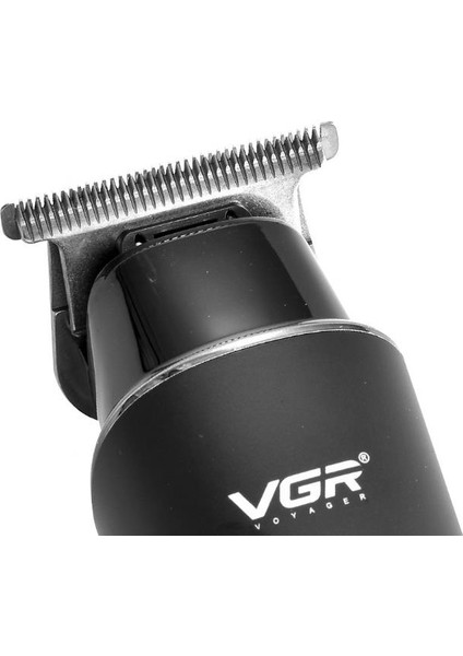 Vgr V-937 USB Şarjlı Profesyonel Akülü Elektrikli Saç Kesme Makinesi LED Ekran-Hassas Bade-3 Parça Kılavuz Tarak-Koruma Kapağı-Temizleme Fırçası ve Yağlama Yağı (Yurt Dışından)