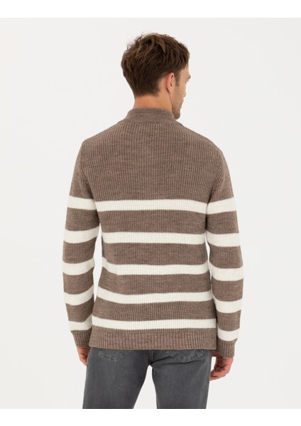 Erkek Vizon Melanj Slim Fit Fermuarlı Dik Yaka Triko Kazak 50278101-VR174 indirimleri