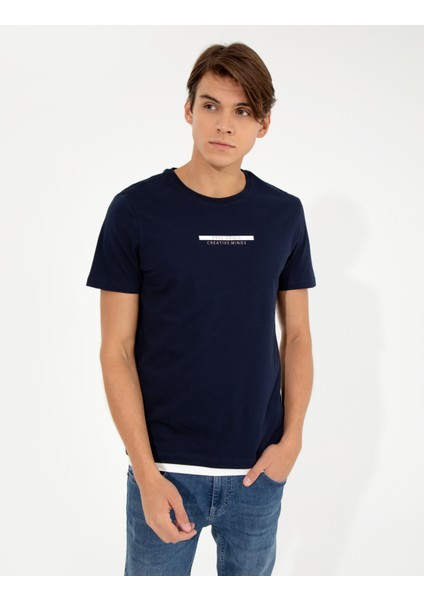 Erkek Lacivert Slim Fit Bisiklet Yaka Tişört 50258441-VR033