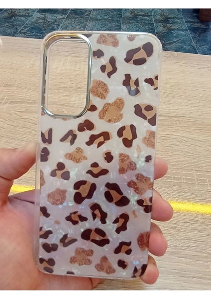 Samsung Galaxy A25 Leopar Desen Hologramlı Kılıf Darbe Korumalı Kapak