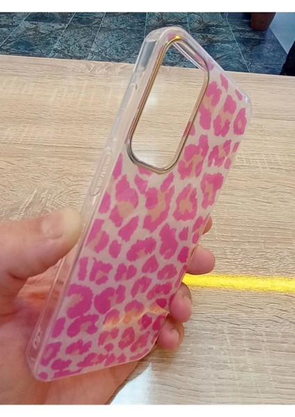 Samsung Galaxy A25 Leopar Desen Hologramlı Kılıf Darbe Korumalı Kapak fırsatları