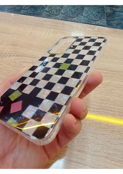 Samsung Galaxy A15 Leopar Desen Hologramlı Kılıf Darbe Korumalı Kapak modelleri