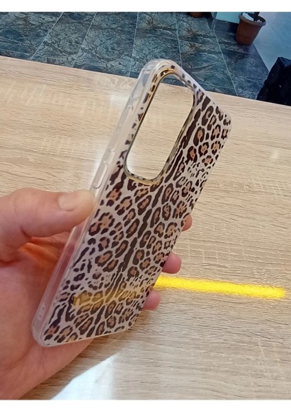 Samsung Galaxy A15 Leopar Desen Hologramlı Kılıf Darbe Korumalı Kapak