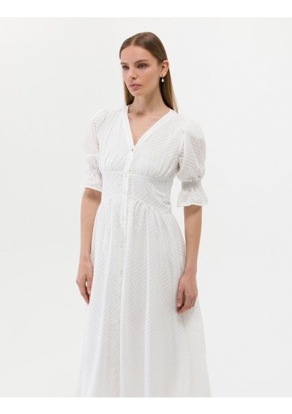 Kadın Ekru Regular Fit Dokuma Elbise 50262635-VR019 fiyatları