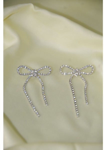 Zirkon Taşlı Fiyonk Metal Silver Küpe fiyatları