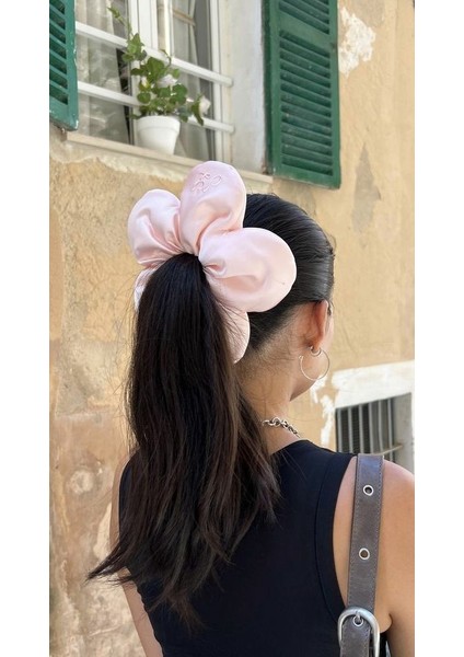 Kadın Saten Pembe Çiçek Flower Scrunchie Lastikli Toka