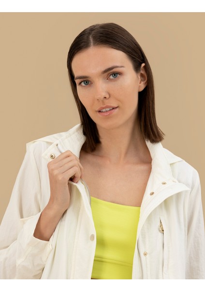 Kadın Ekru Standart Fit Mevsimlik Mont 50263115-VR019 fiyatları