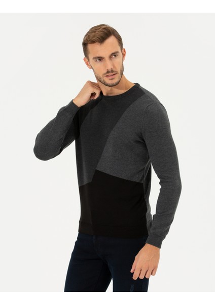 Erkek Gri Melanj Slim Fit Bisiklet Yaka Triko Kazak 50261154-VR086 modelleri