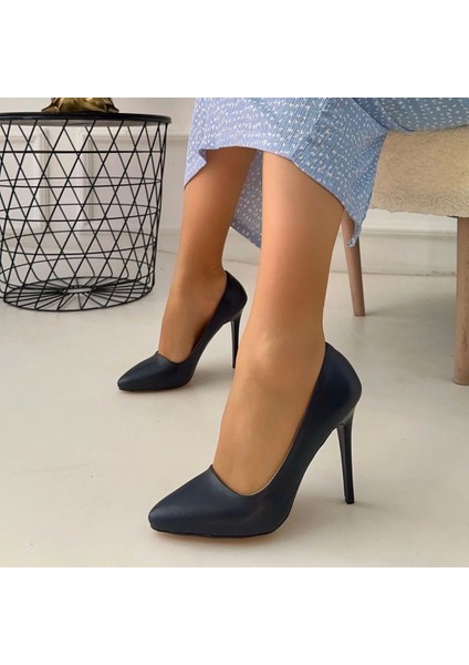 Hillar Lacivert Cilt Stiletto Ayakkabı fırsatları