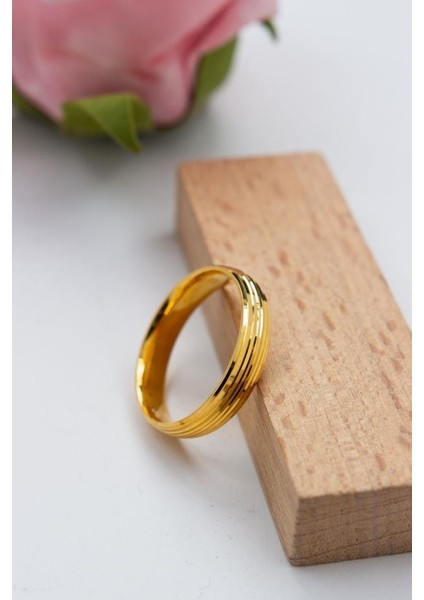 22 Ayar Altın Çizgi Bombeli Alyans Nişan Yüzüğü LKYZK1528 fiyatları