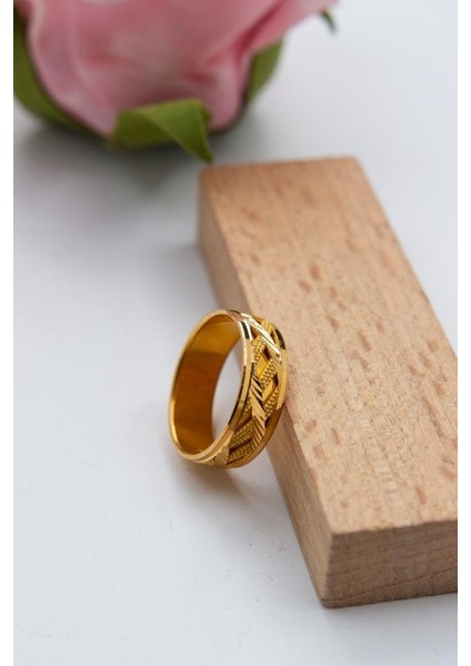 22 Ayar Altın Kalemli Alyans Nişan Yüzüğü LKYZK1531 fiyatları