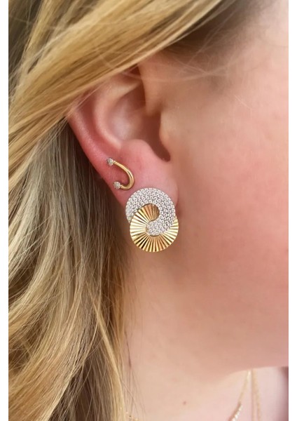 Vıp Kıvrım Detaylı Yelpaze Model Çelik Küpe fiyatları