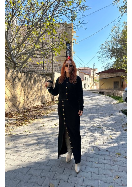 Siyah Boydan Düğmeli Triko Etek