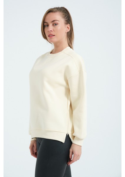 Kadın Bej Femuar Detaylı Şardonlu Örme Sweatshirt modelleri