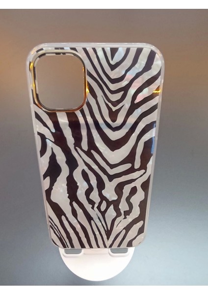 Apple iPhone 11 Leopar Desen Kılıf Sararmaz Ekstra Darbe Korumalı Kapak