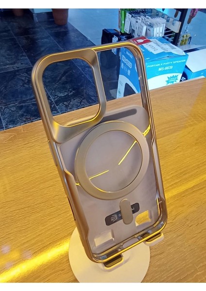 Apple iPhone 16 Uyumlu Magsafe Özellikli Kamera Bölümü Estetik Görünümlü Tuşları Metal Kılıf fiyatları