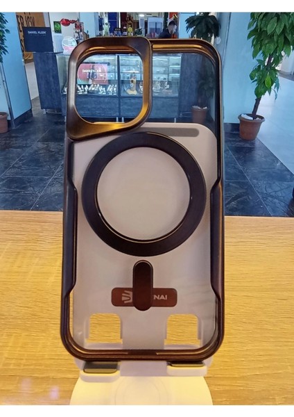 Apple iPhone 16 Uyumlu Magsafe Özellikli Kamera Bölümü Estetik Görünümlü Tuşları Metal Kılıf fırsatları