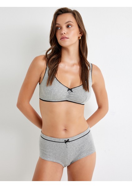 Bralet Sütyen Pamuklu Balensiz Dolgusuz Kalın Askılı Fiyonk Detaylı fiyatları
