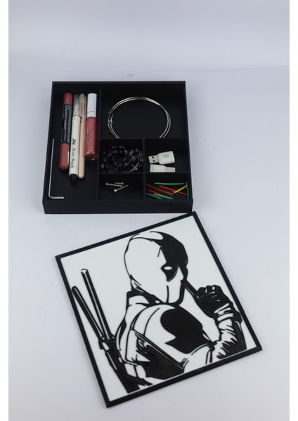 Deadpool - Çok Amaçlı Düzenleyici - Organizer - 18.5 cm x 20 cm x 2.5 cm