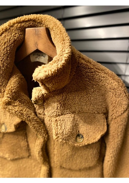 Camel Kısa Boy Cepli Kadın Peluş Ceket modelleri