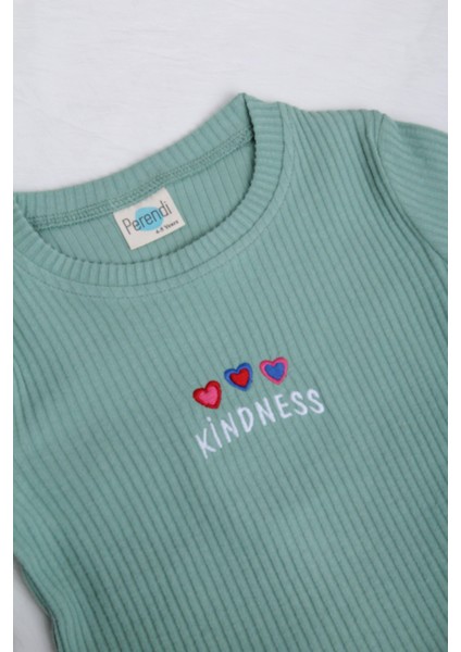 Pamuklu Kindness ve Kalp Nakışlı Kız Çocuk Sweatshirt Çağla