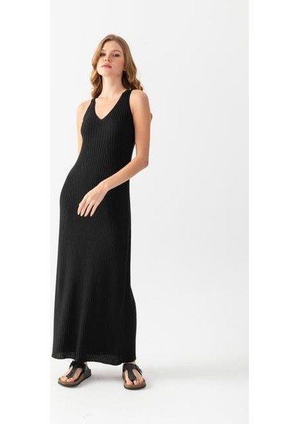 V Yaka Kolsuz Triko Elbise 171610 fiyatları