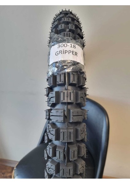 300-18 Tt(Tubetype) Motorsiklet Lastiği Gripper