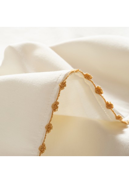 Mıno Kenar İşlemeli 300 Tc Saten E.kıng Sıze Pamuk Saten %100 Pamuk Nevresim Seti 260x220 Cm Ekru fırsatları