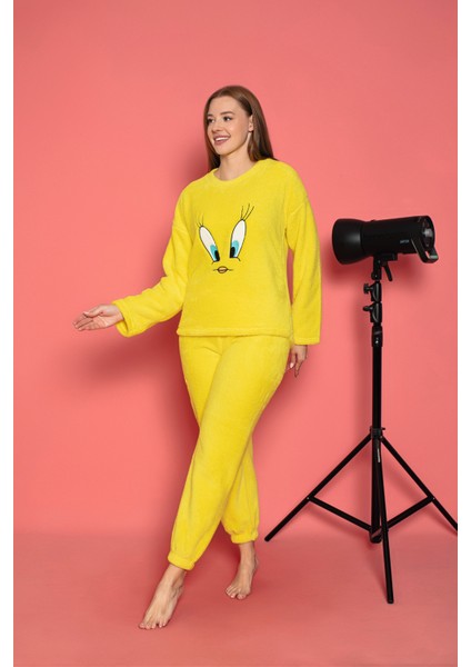 Kadın Tweety Peluş Pijama Takımı