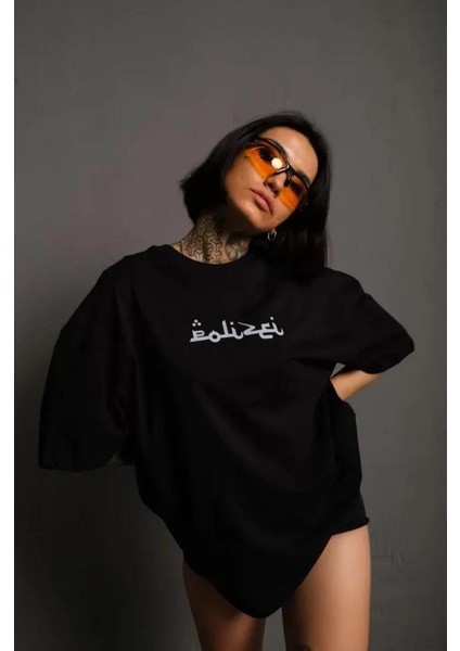Bisiklet Yakalı Sırt Baskılı Oversize T-Shirt Siyah