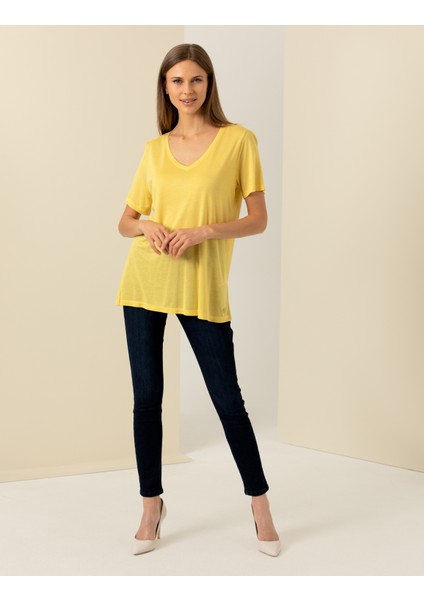 Kadın Neon Sarı Regular Fit Tişört 50246149-VR168