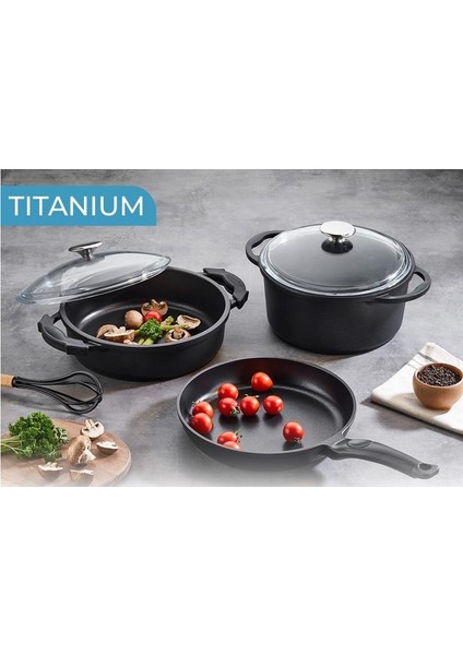 Titanium 26 cm Döküm Tava-Siyah
